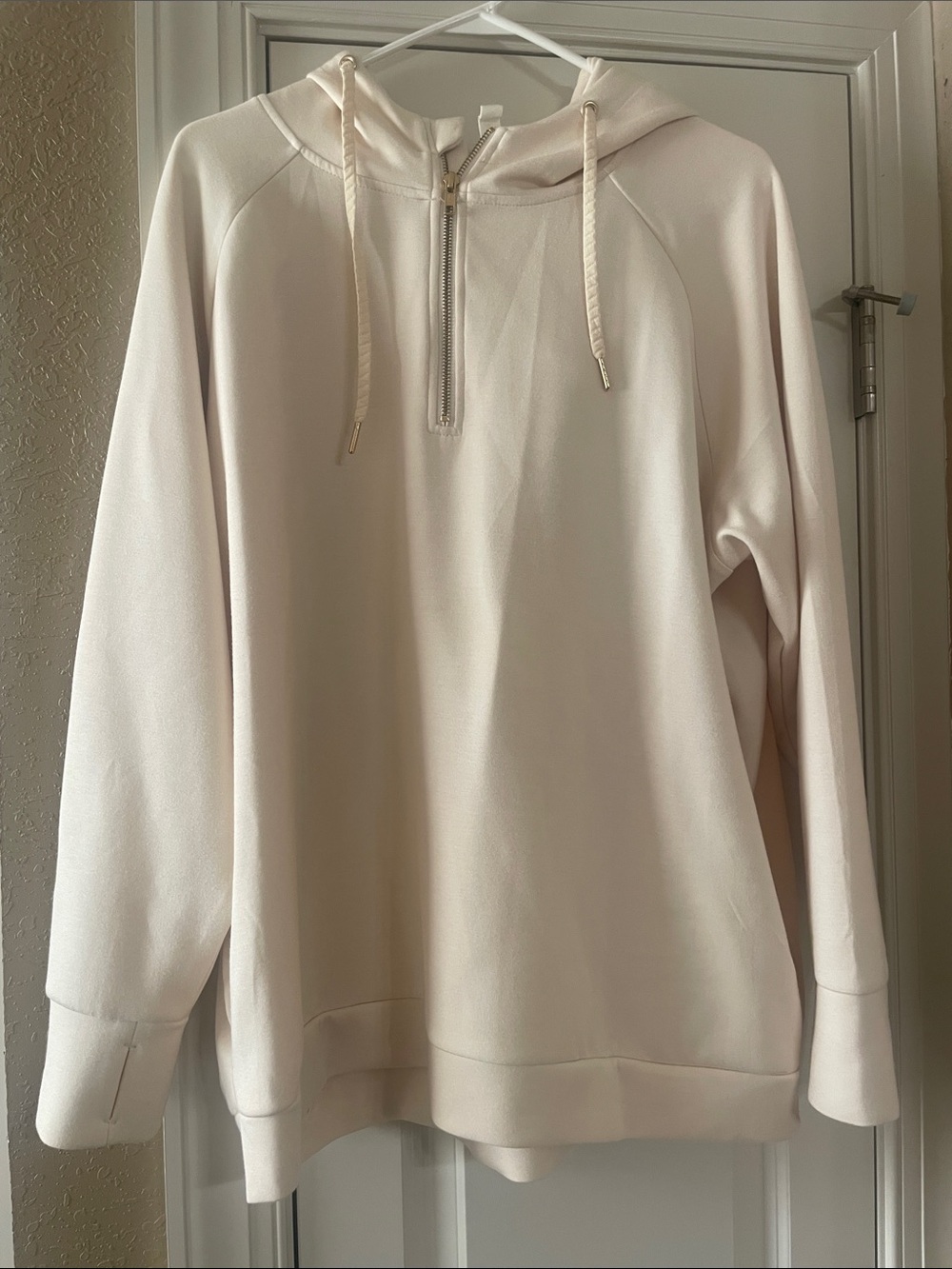 Women’s Cream Half-Zip Hooded Sweater Pullover